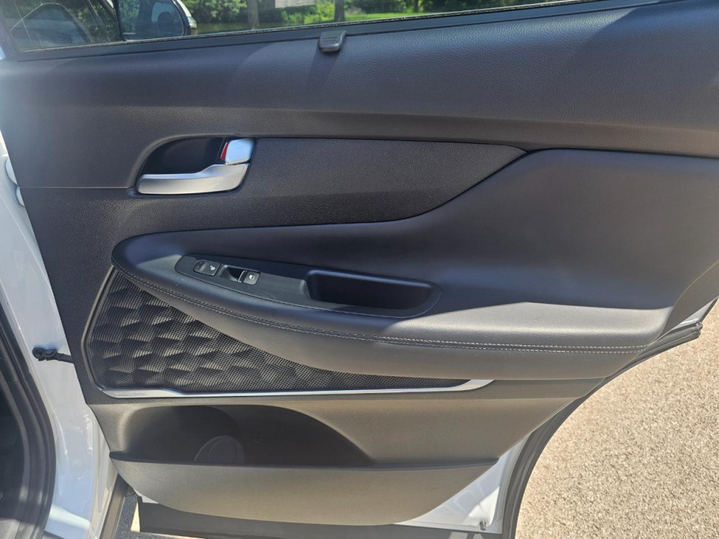 2021 Hyundai Santa Fe Image 18