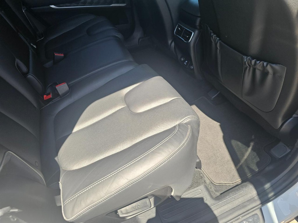 2021 Hyundai Santa Fe Image 19
