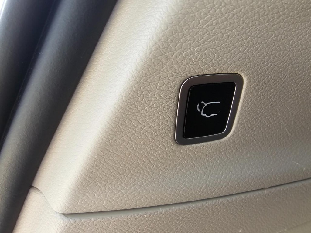 2023 Chrysler Pacifica Image 21