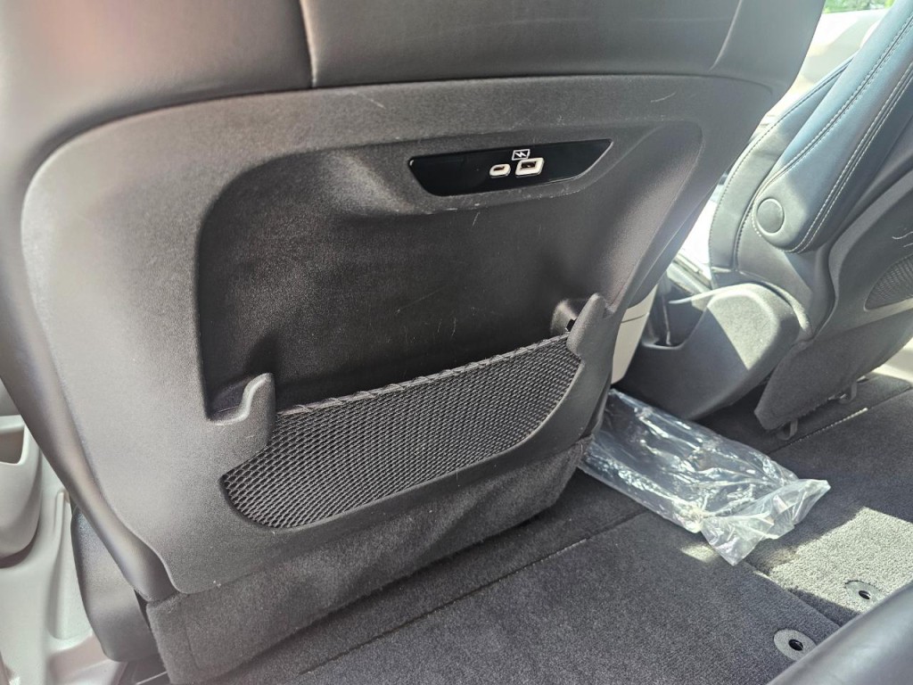2023 Chrysler Pacifica Image 23