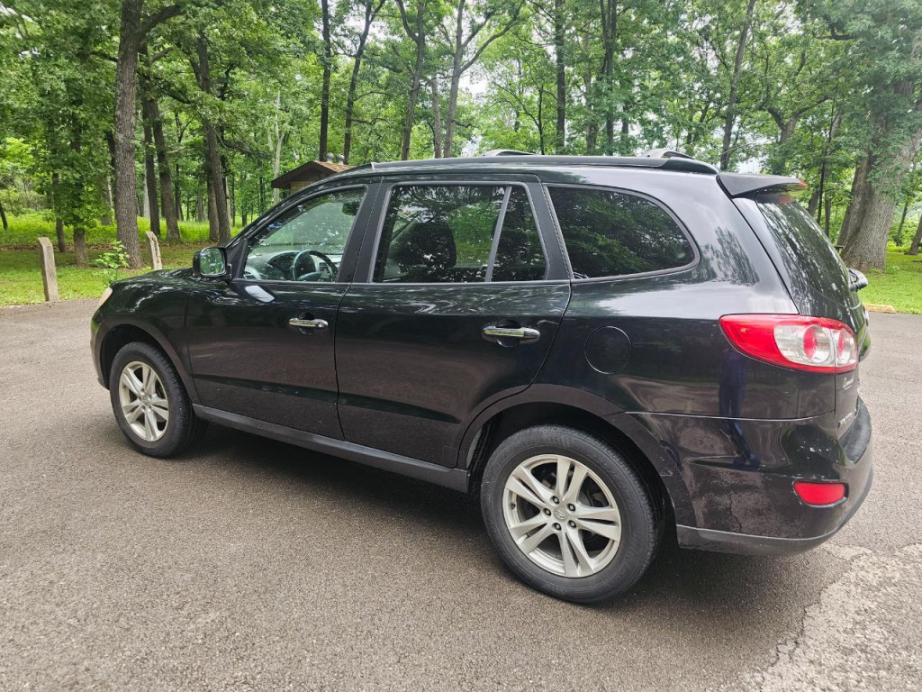 2010 Hyundai Santa Fe Image 3