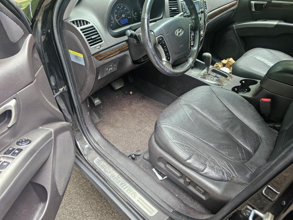 2010 Hyundai Santa Fe Image 5