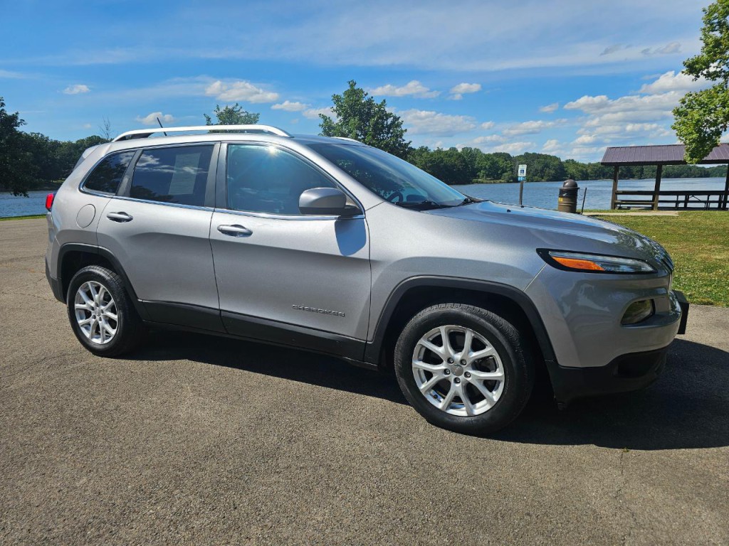 2014 Jeep Cherokee Image 2