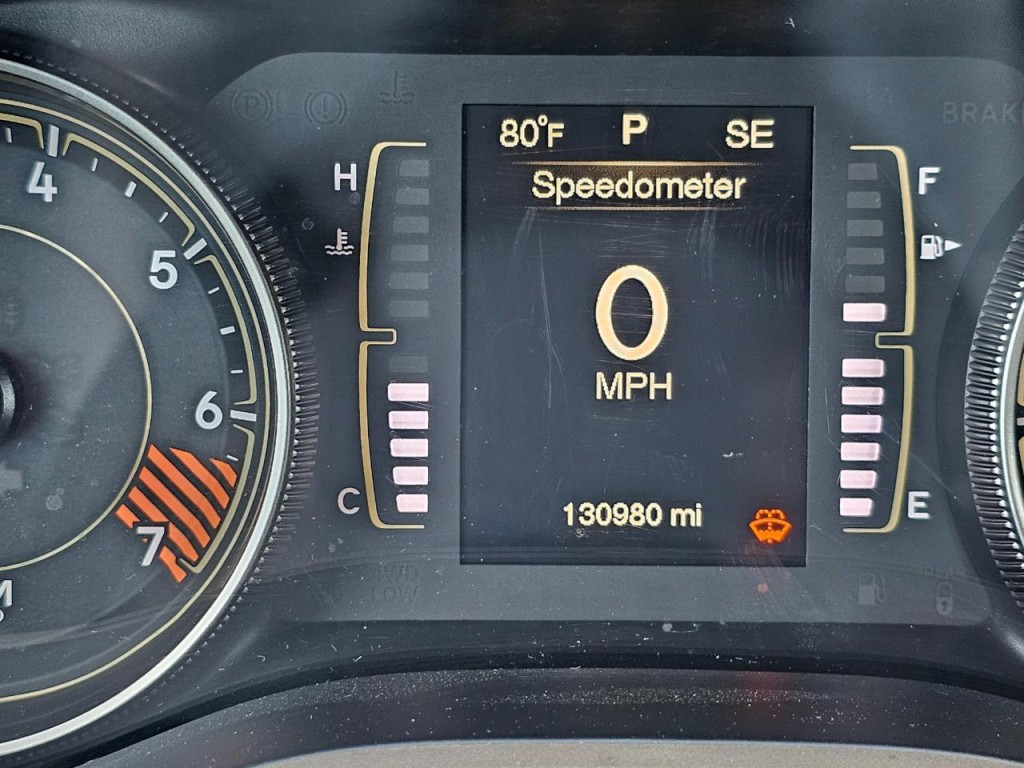 2014 Jeep Cherokee Image 35