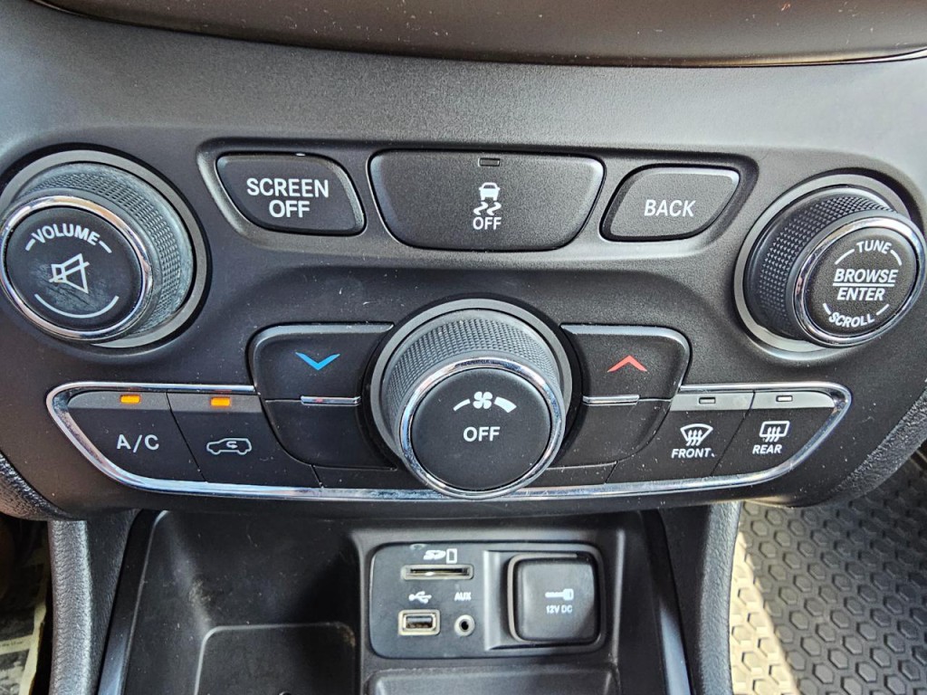 2014 Jeep Cherokee Image 41