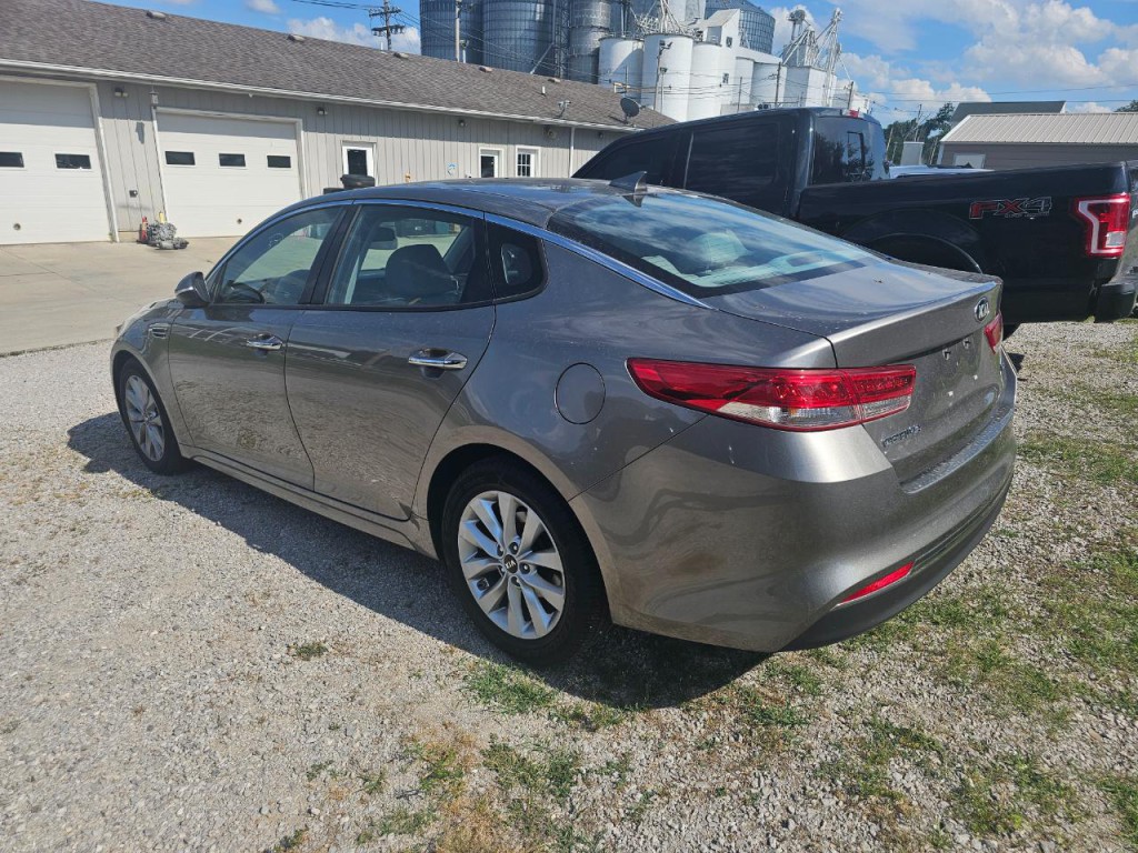 2016 Kia Optima Image 3