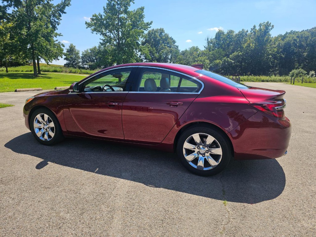 2016 Buick Regal Image 8