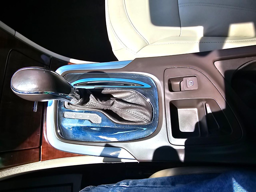 2016 Buick Regal Image 42