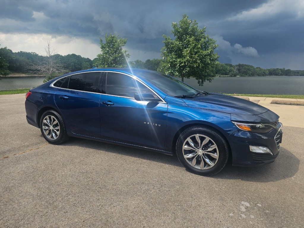 2019 Chevrolet Malibu Image 3