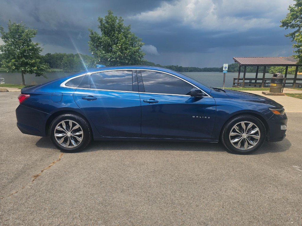 2019 Chevrolet Malibu Image 4