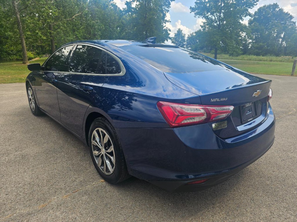 2019 Chevrolet Malibu Image 8