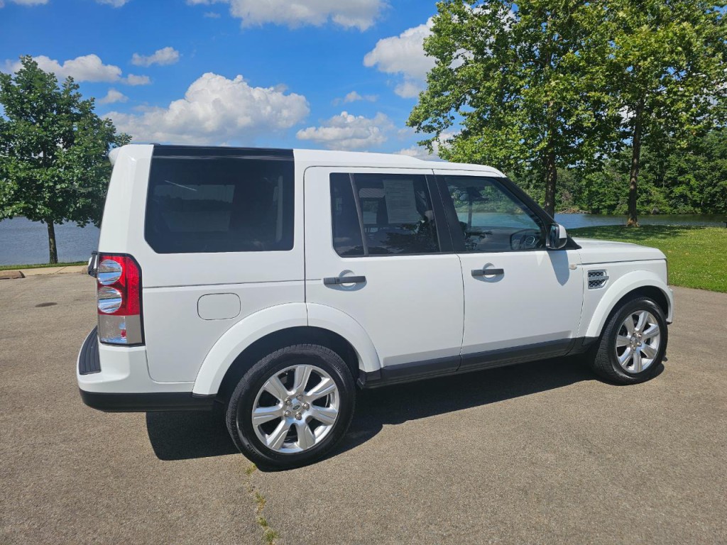 2013 Land Rover LR4 Image 4