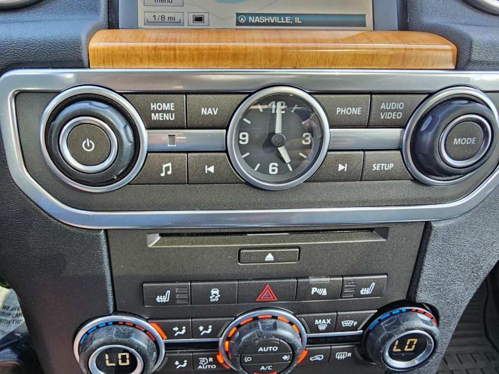 2013 Land Rover LR4 Image 43