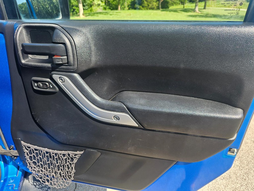 2015 Jeep Wrangler Unlimited Image 16