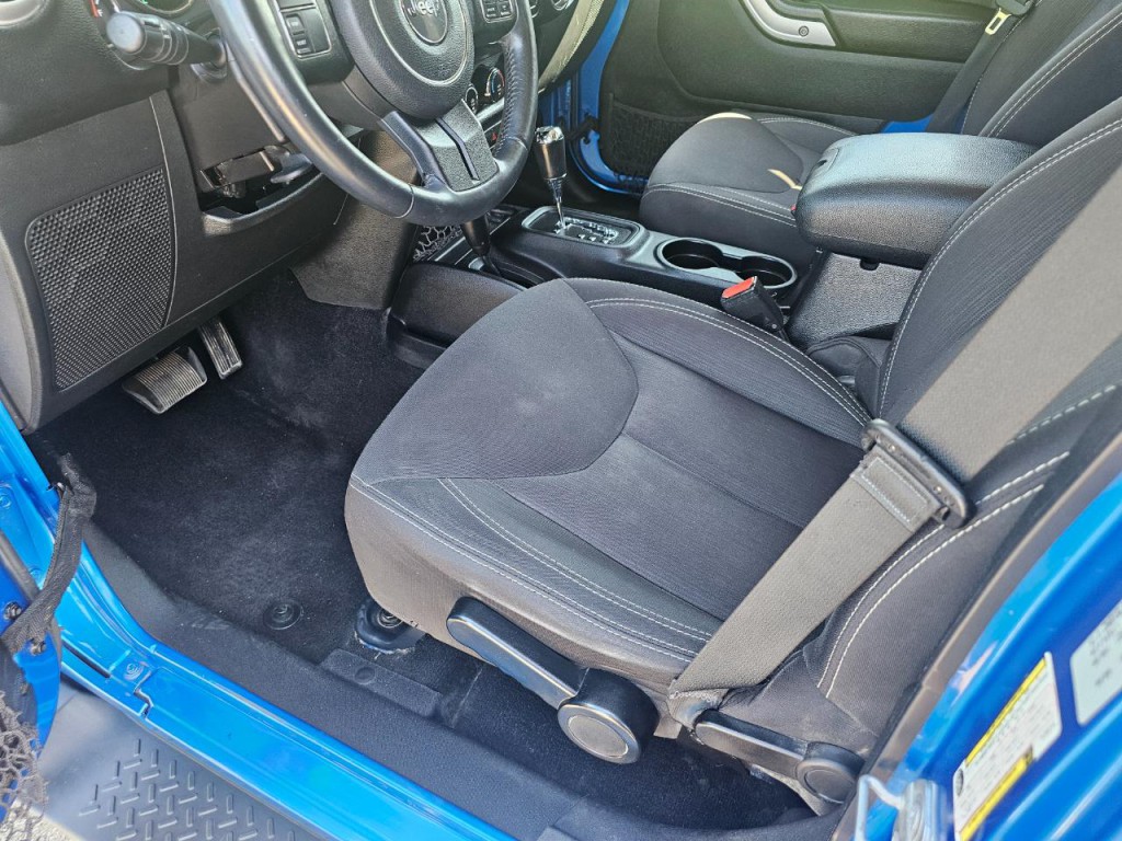 2015 Jeep Wrangler Unlimited Image 24