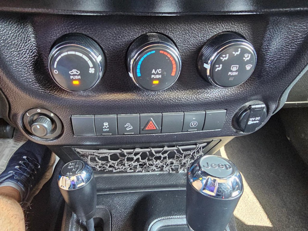 2015 Jeep Wrangler Unlimited Image 42