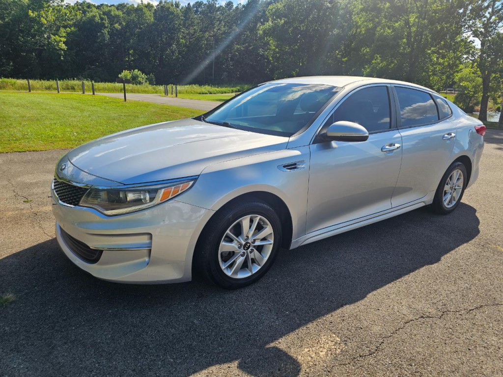 2016 Kia Optima Image 11