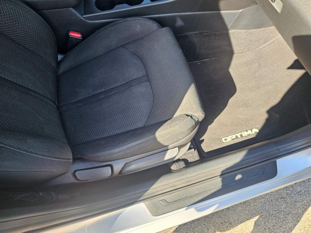 2016 Kia Optima Image 16