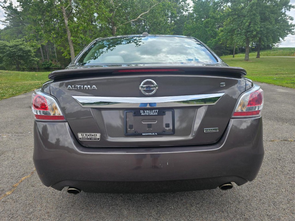 2015 Nissan Altima Image 6
