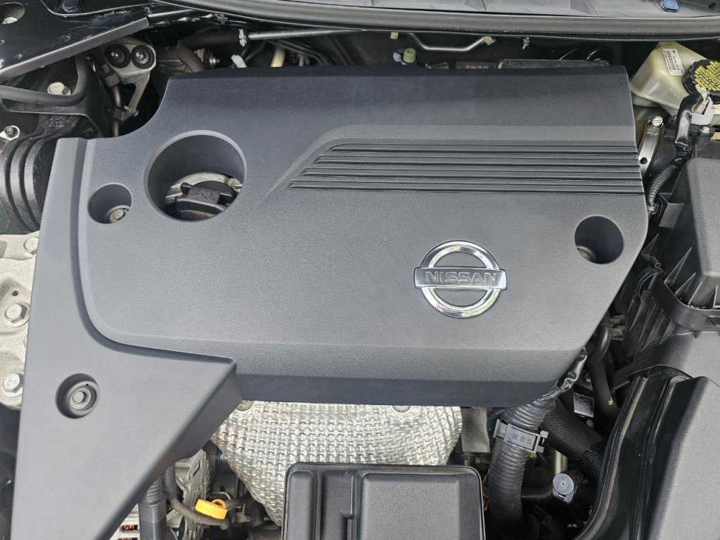 2015 Nissan Altima Image 29
