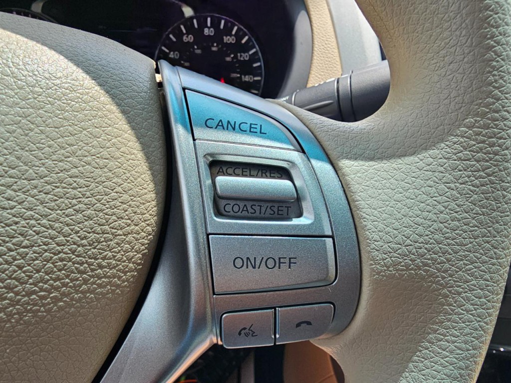 2015 Nissan Altima Image 33