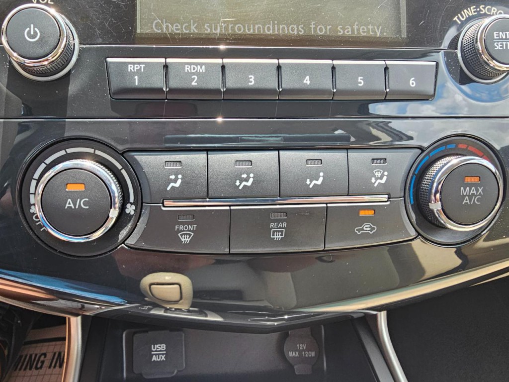 2015 Nissan Altima Image 39
