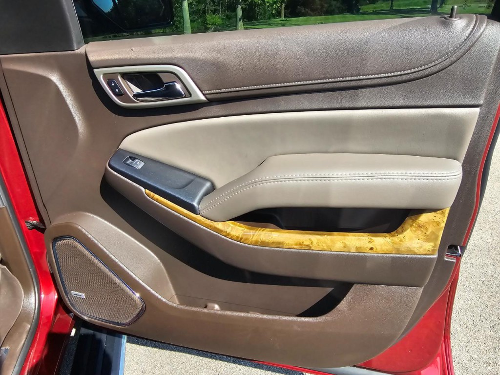 2017 GMC Yukon Image 16