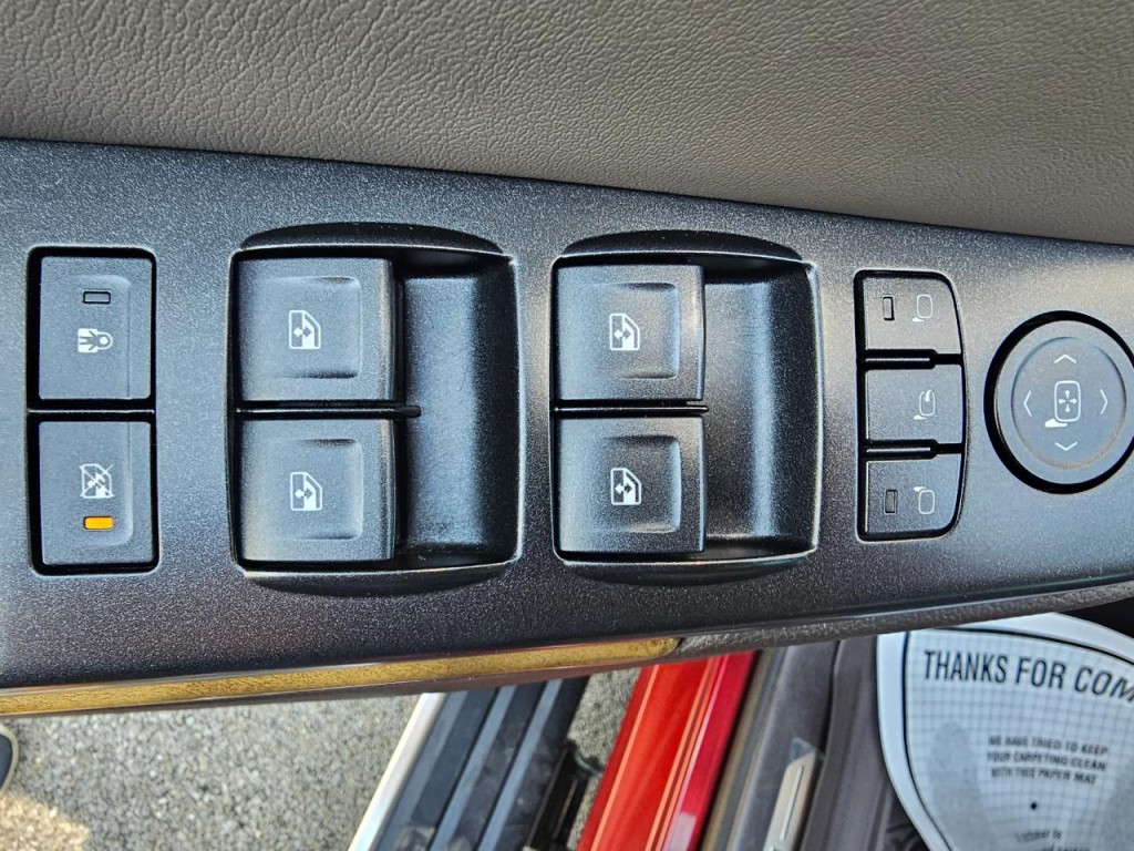 2017 GMC Yukon Image 37