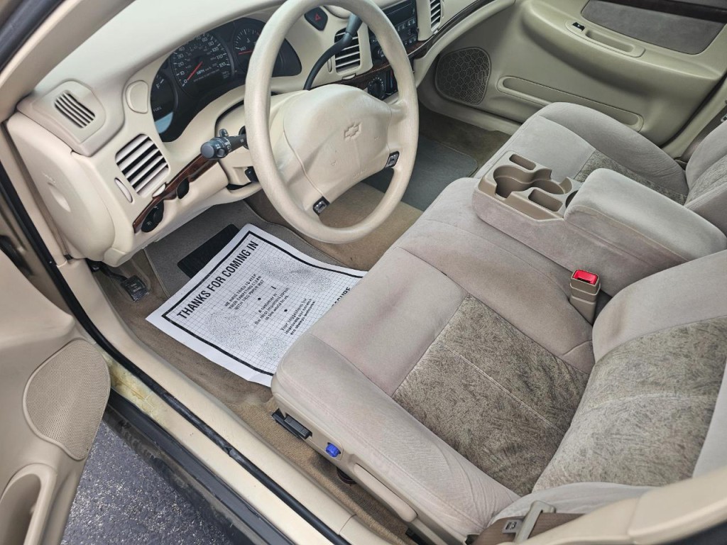 2004 Chevrolet Impala Image 5