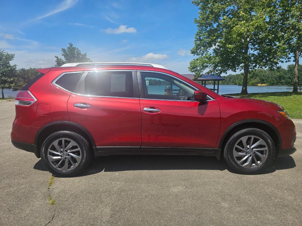 2016 Nissan Rogue Image 3
