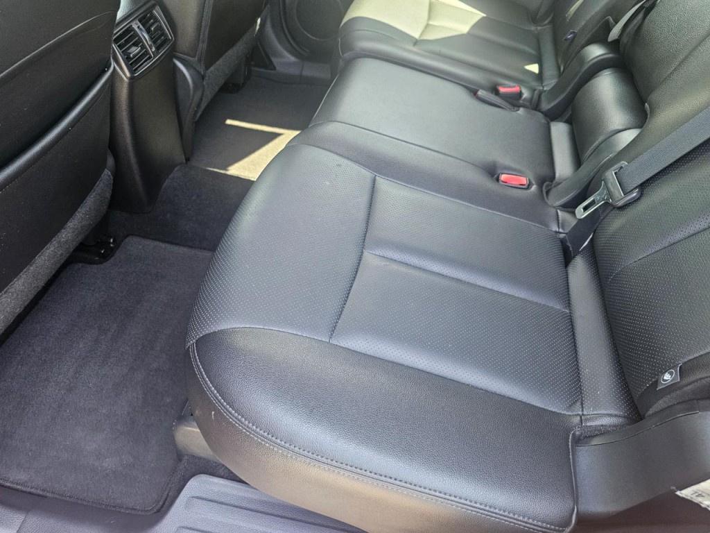 2016 Nissan Rogue Image 23