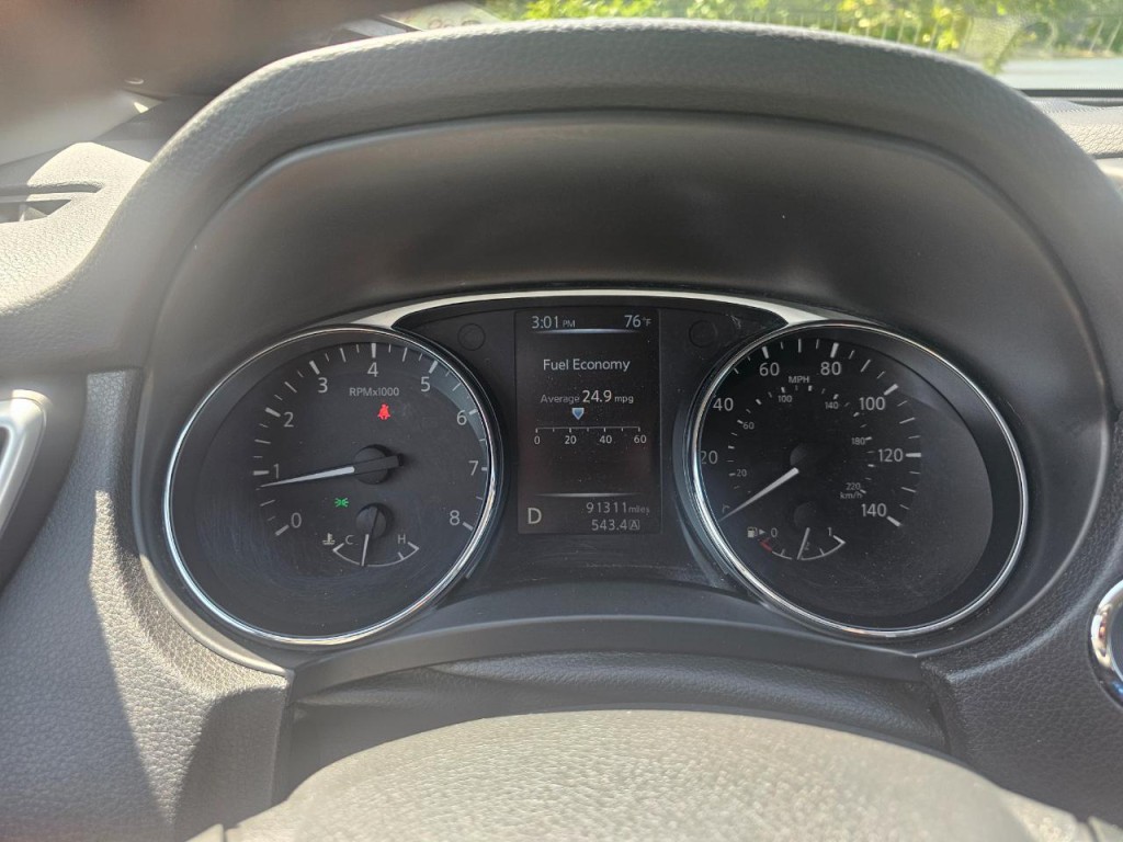 2016 Nissan Rogue Image 35