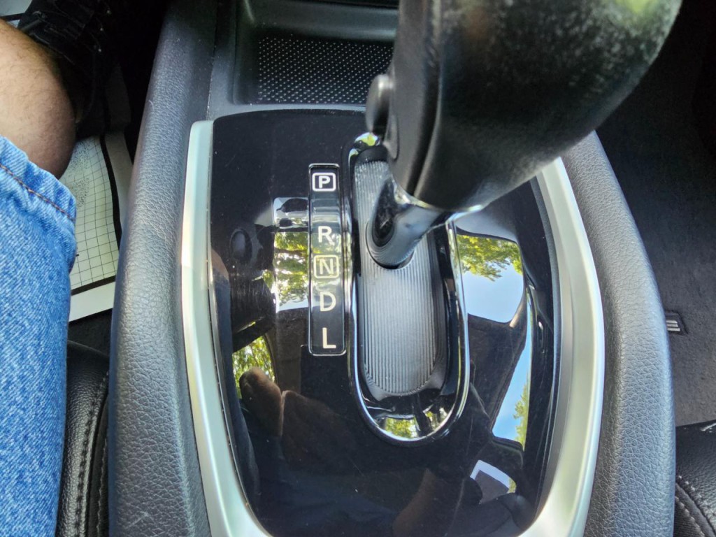 2016 Nissan Rogue Image 42