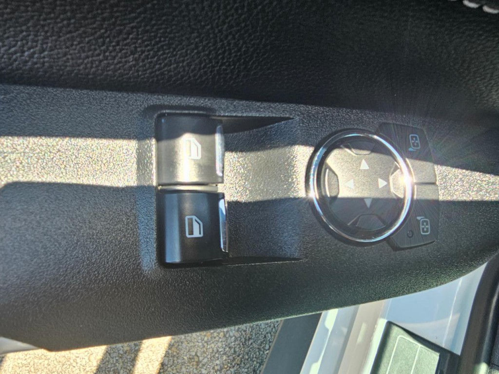 2019 Ford Mustang Image 29