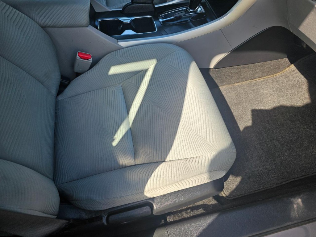 2014 Honda Accord Image 16