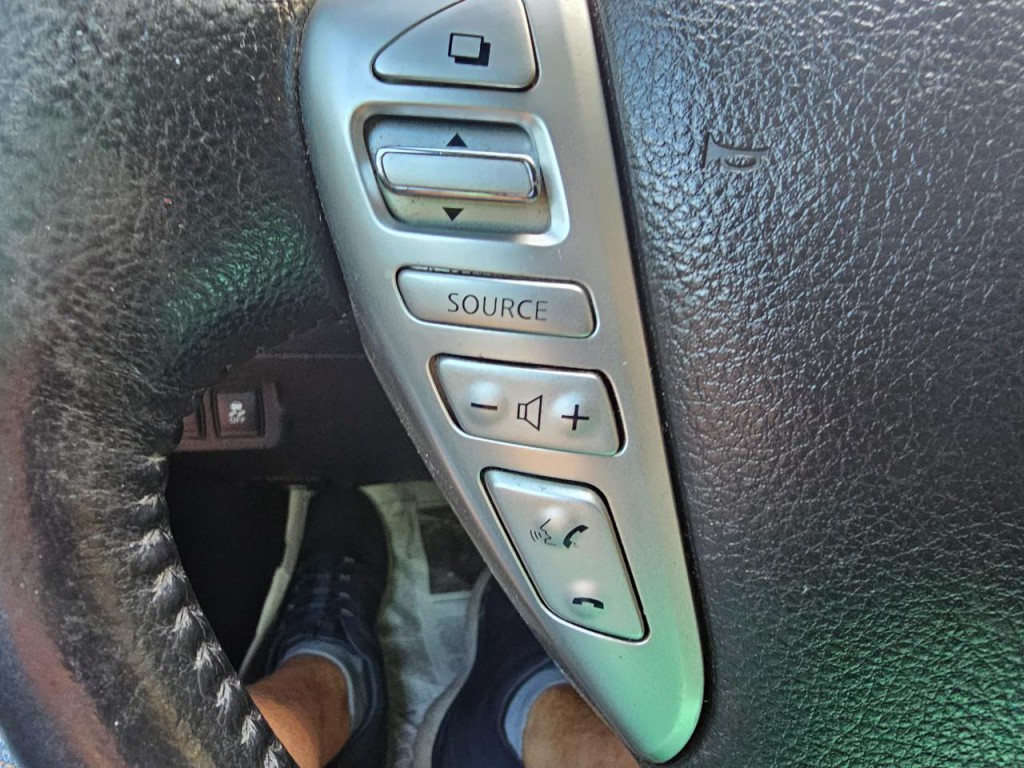 2015 Nissan Sentra Image 34