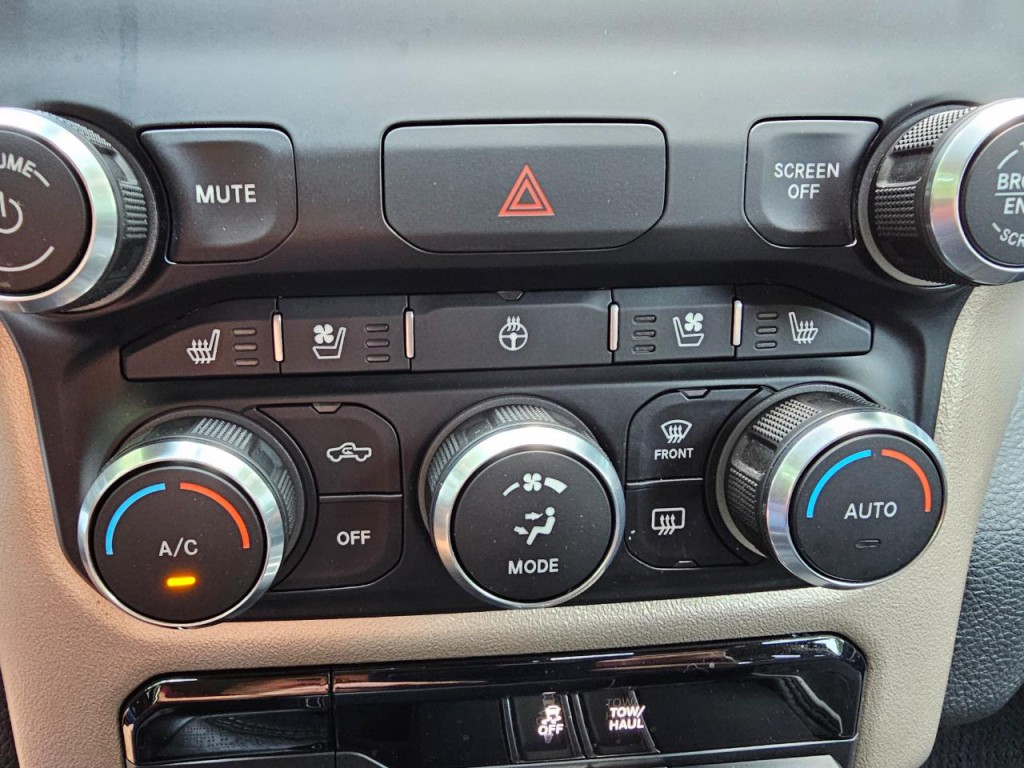 2019 RAM 1500 Image 44