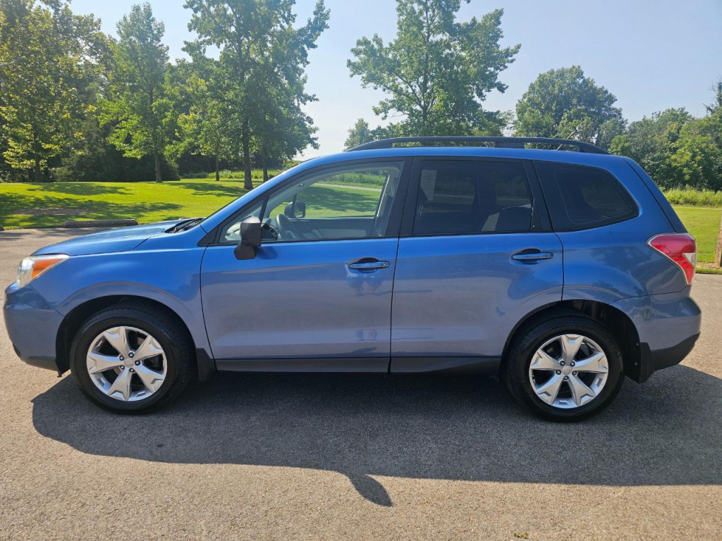 2015 Subaru Forester Image 9
