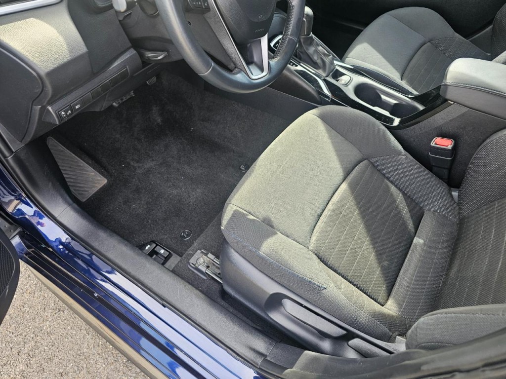 2020 Toyota Corolla Image 25