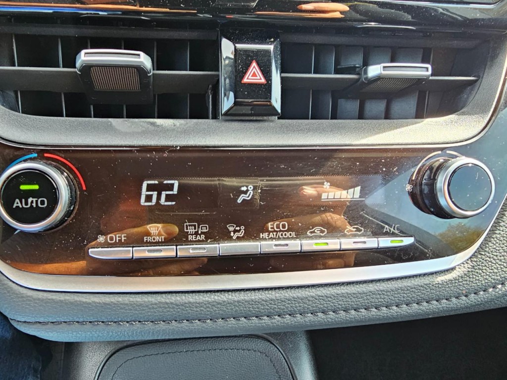 2020 Toyota Corolla Image 40
