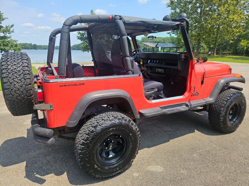 1995 Jeep Wrangler Image 4