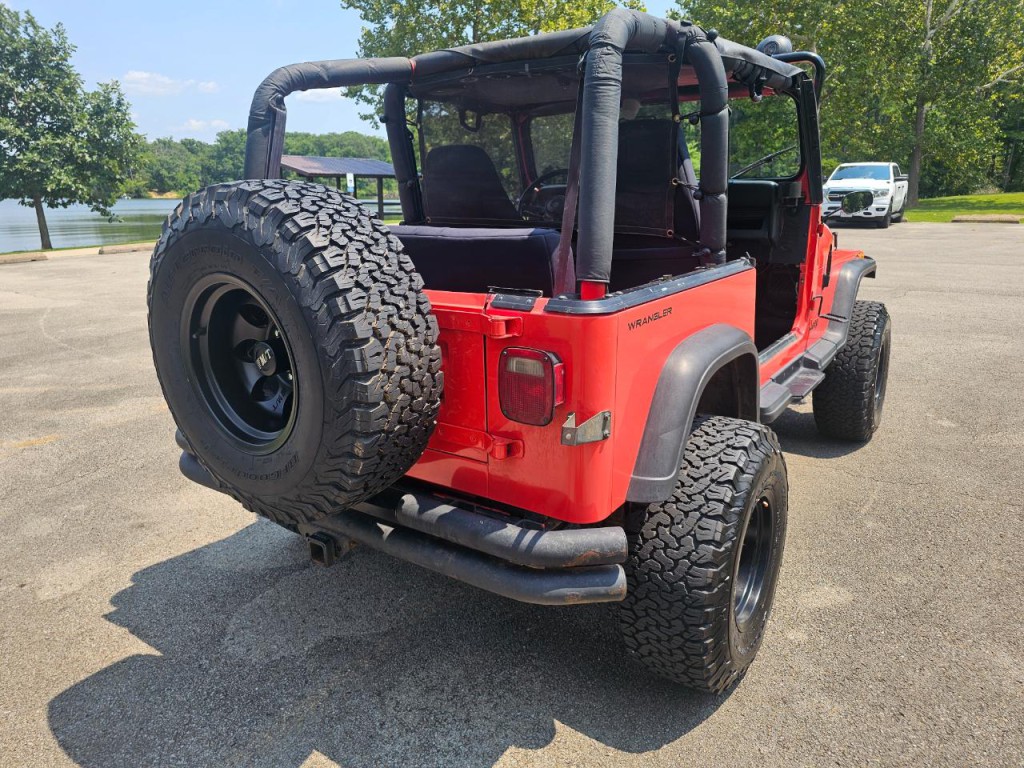 1995 Jeep Wrangler Image 5