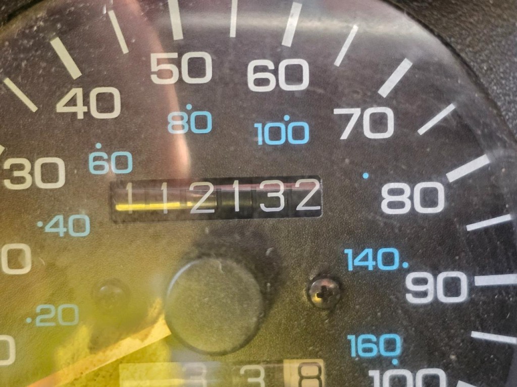 1995 Jeep Wrangler Image 25