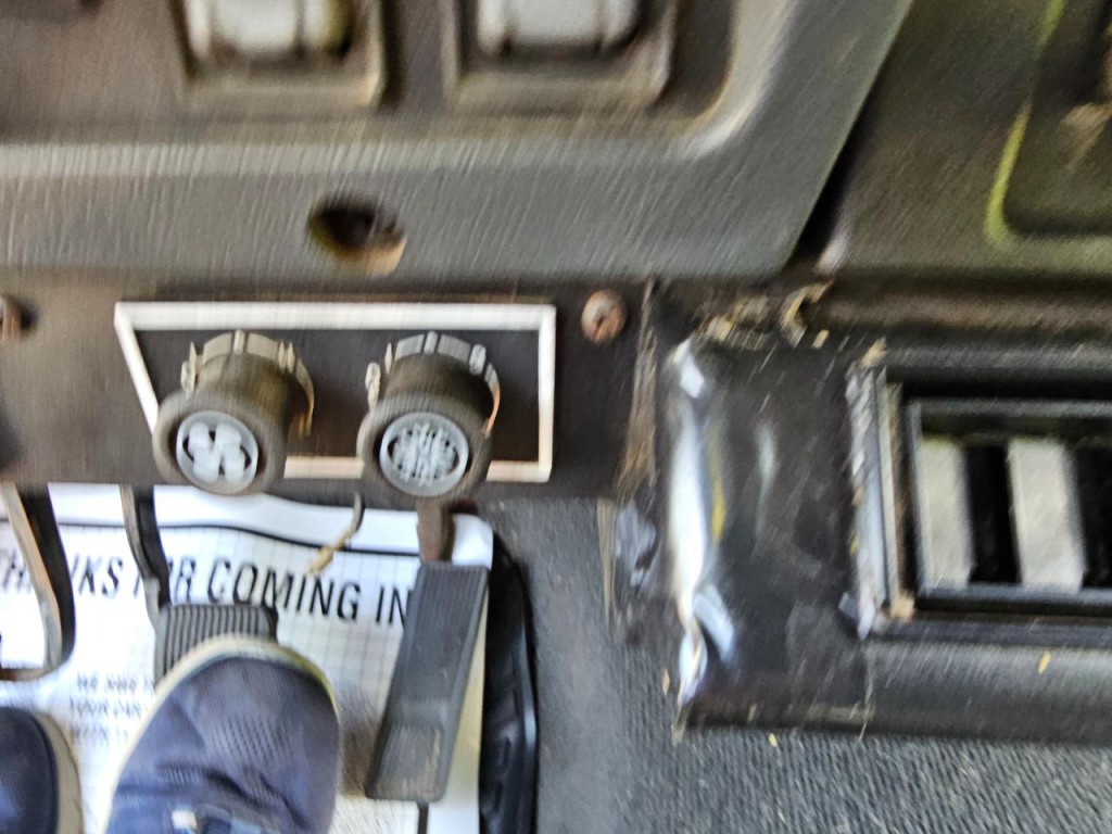 1995 Jeep Wrangler Image 29