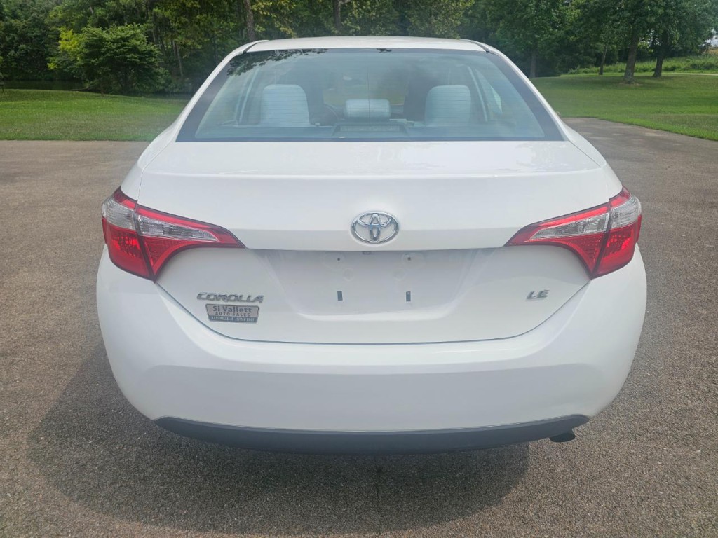 2015 Toyota Corolla Image 6