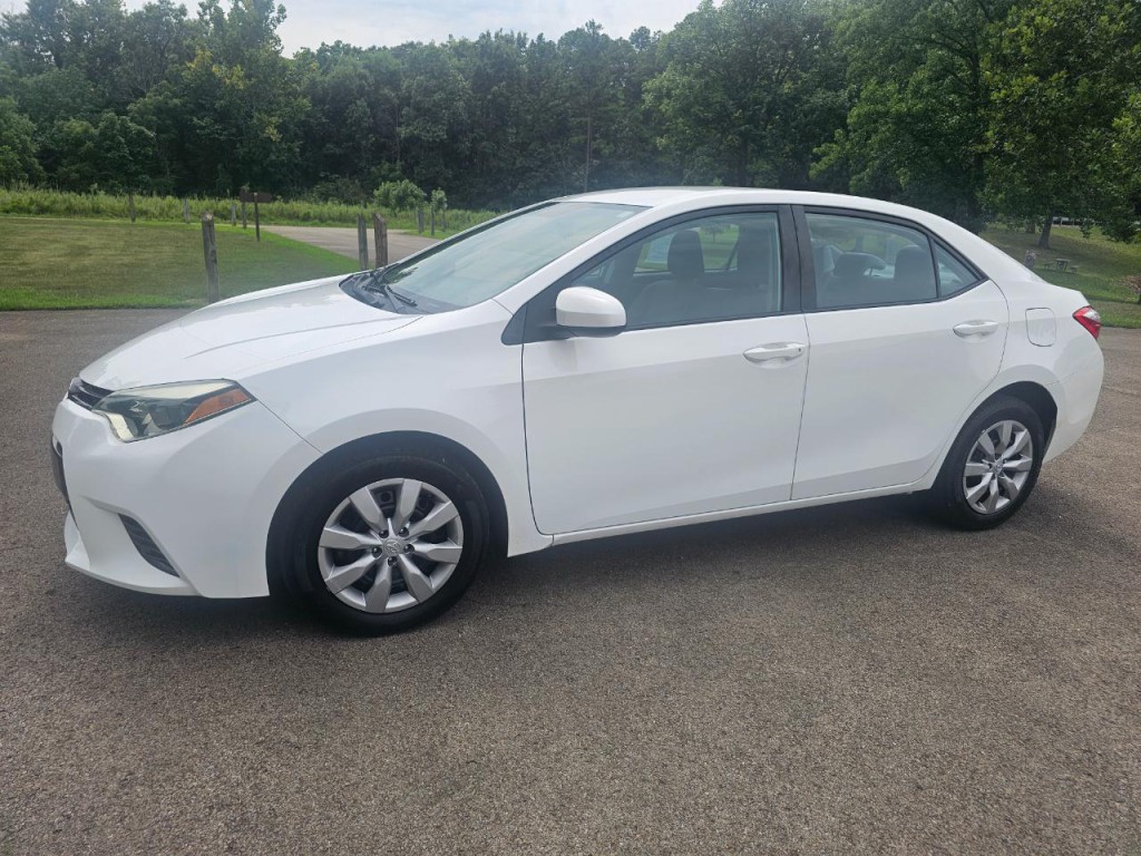 2015 Toyota Corolla Image 10