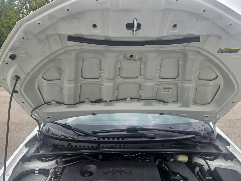 2015 Toyota Corolla Image 25