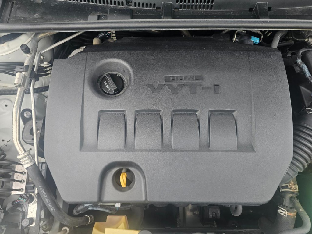 2015 Toyota Corolla Image 27