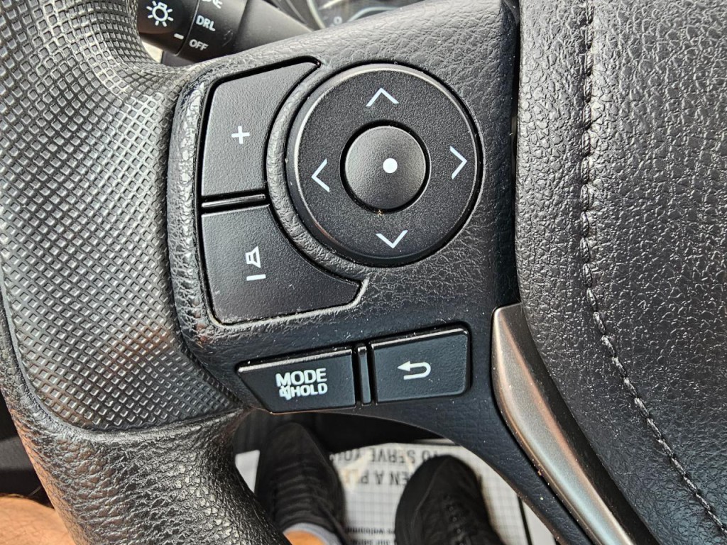 2015 Toyota Corolla Image 43