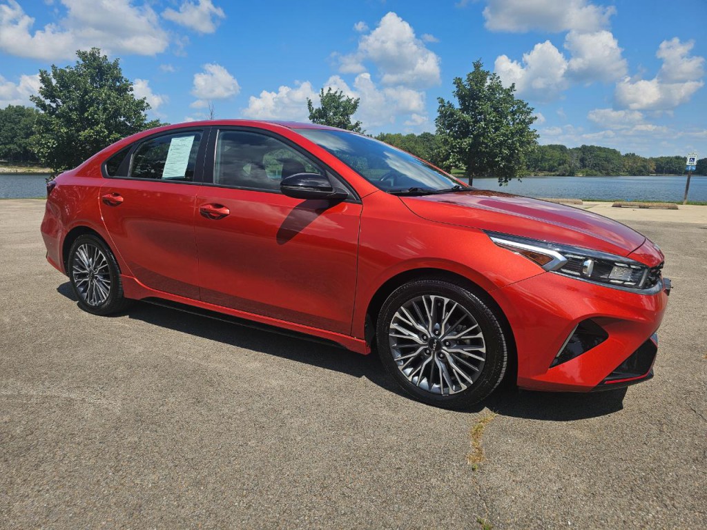 2022 Kia Forte Image 2